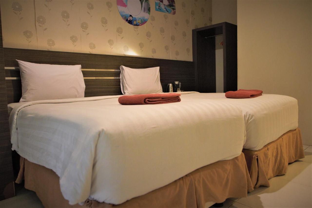 Nutana Hotel Mataram Ngoại thất bức ảnh