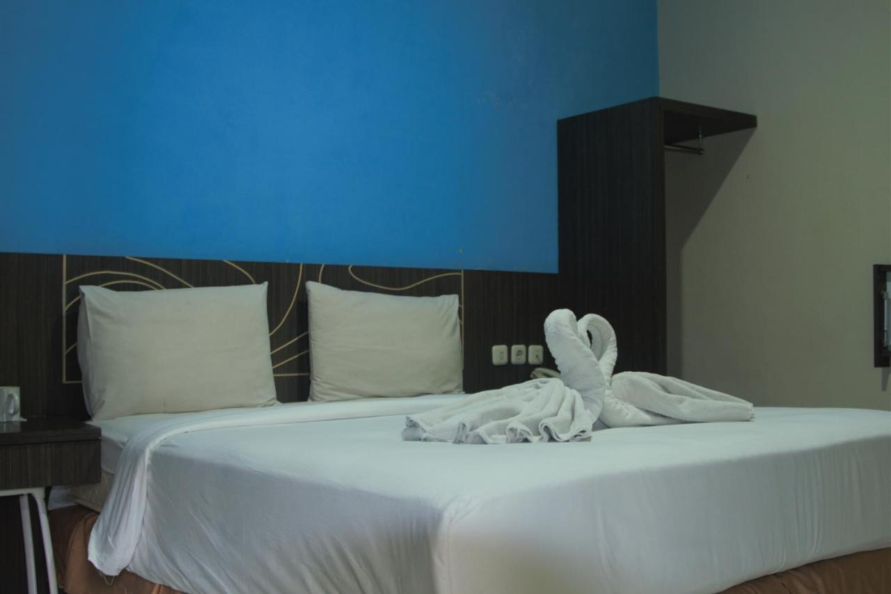 Nutana Hotel Mataram Ngoại thất bức ảnh