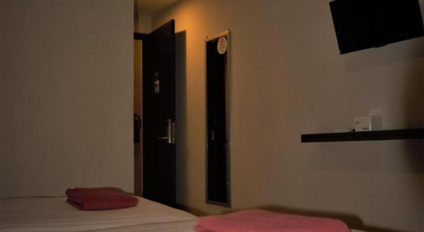 Nutana Hotel Mataram Ngoại thất bức ảnh