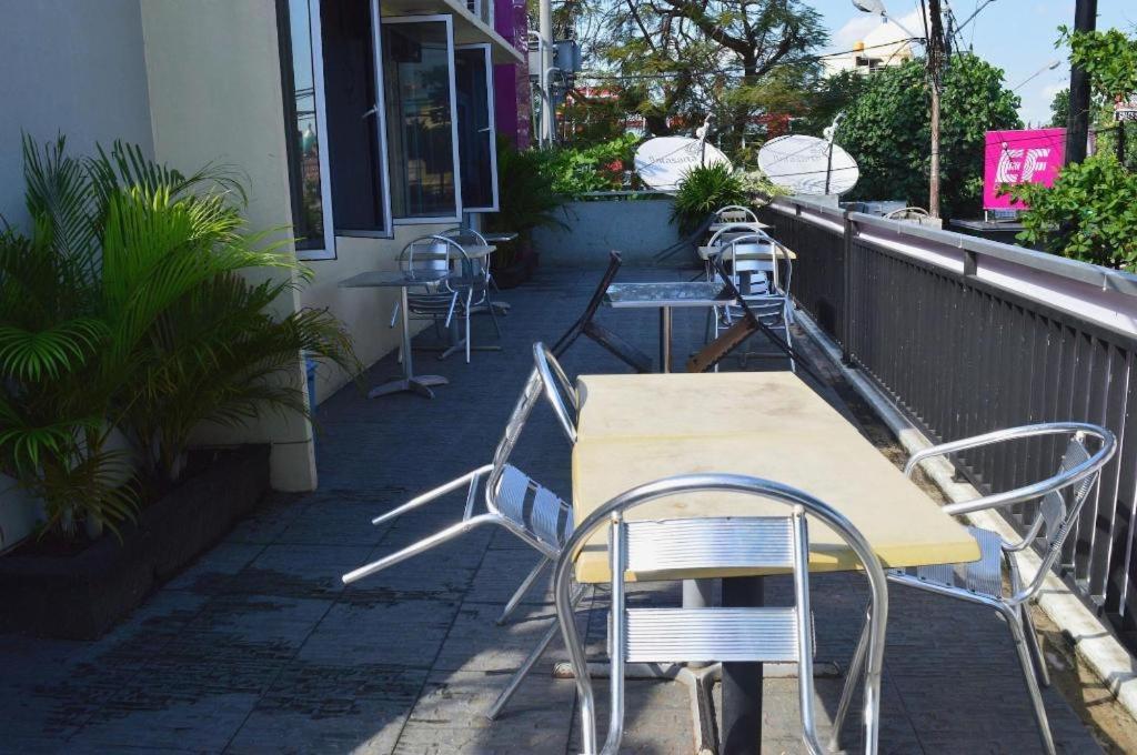 Nutana Hotel Mataram Ngoại thất bức ảnh