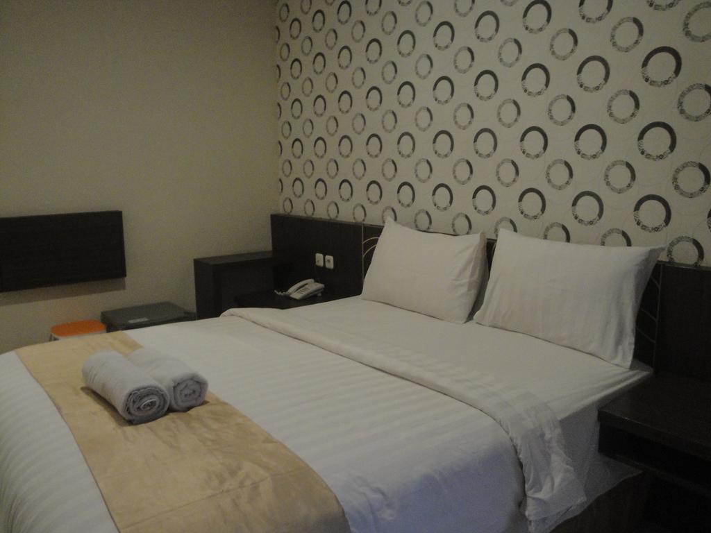 Nutana Hotel Mataram Ngoại thất bức ảnh
